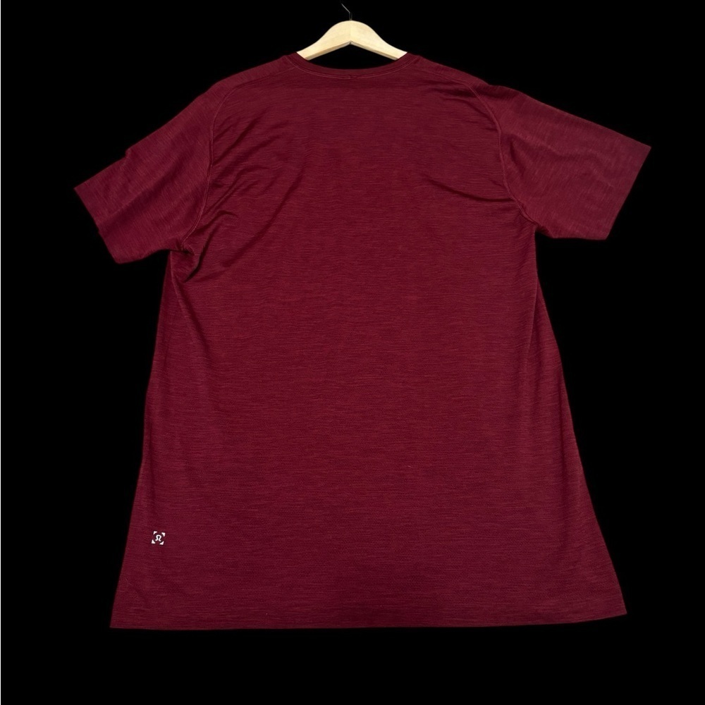 Lululemon Metal Vent Tech Red Size XL - Picture 3 of 8